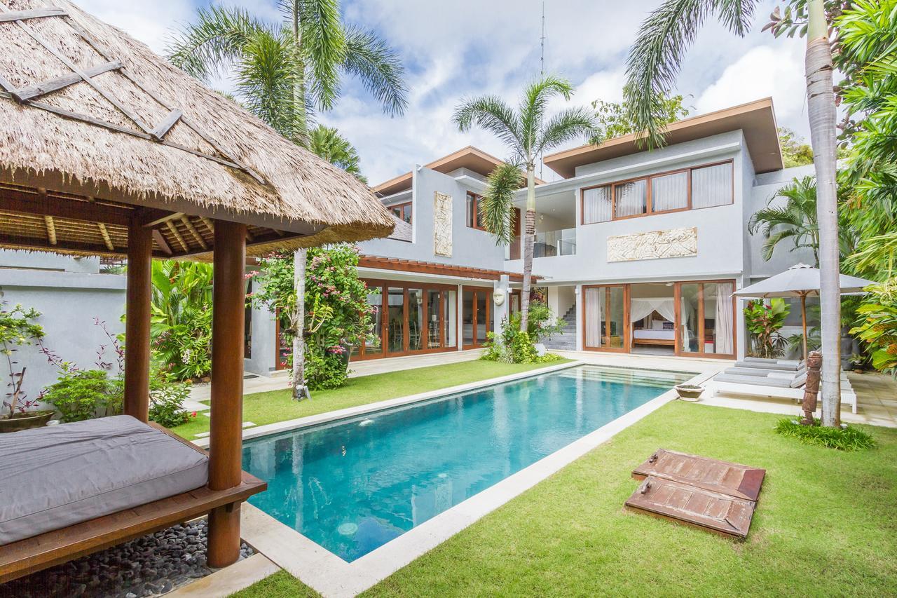 Villa Pierrot Seminyak Kültér fotó