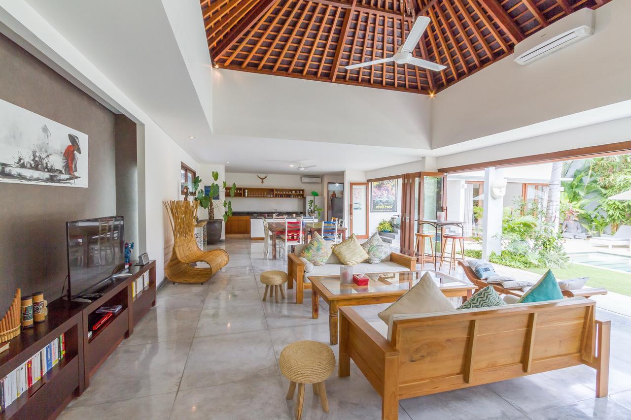 Villa Pierrot Seminyak Kültér fotó