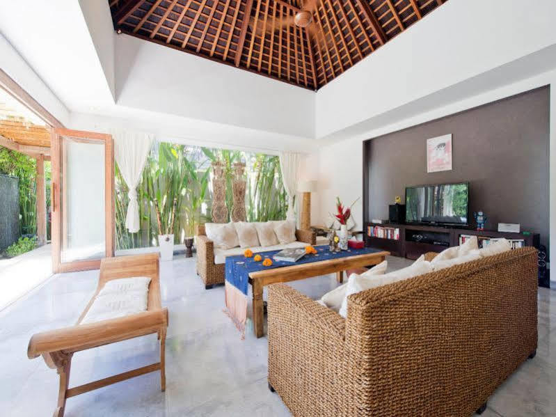 Villa Pierrot Seminyak Kültér fotó
